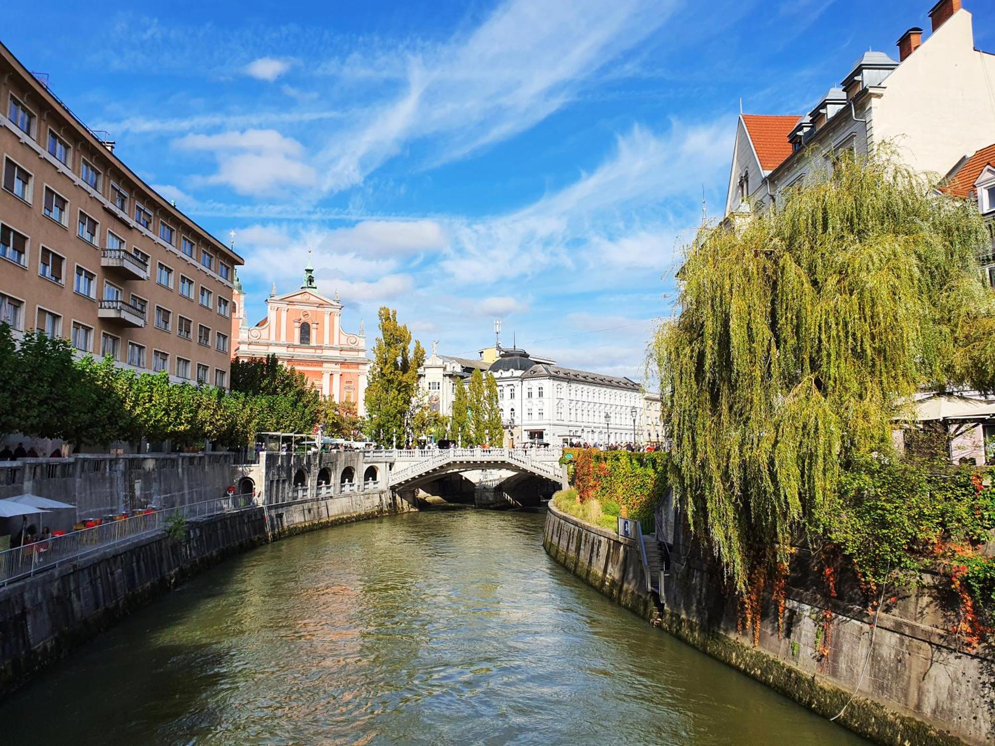 Riverside Elegance Ljubljana Exterior photo